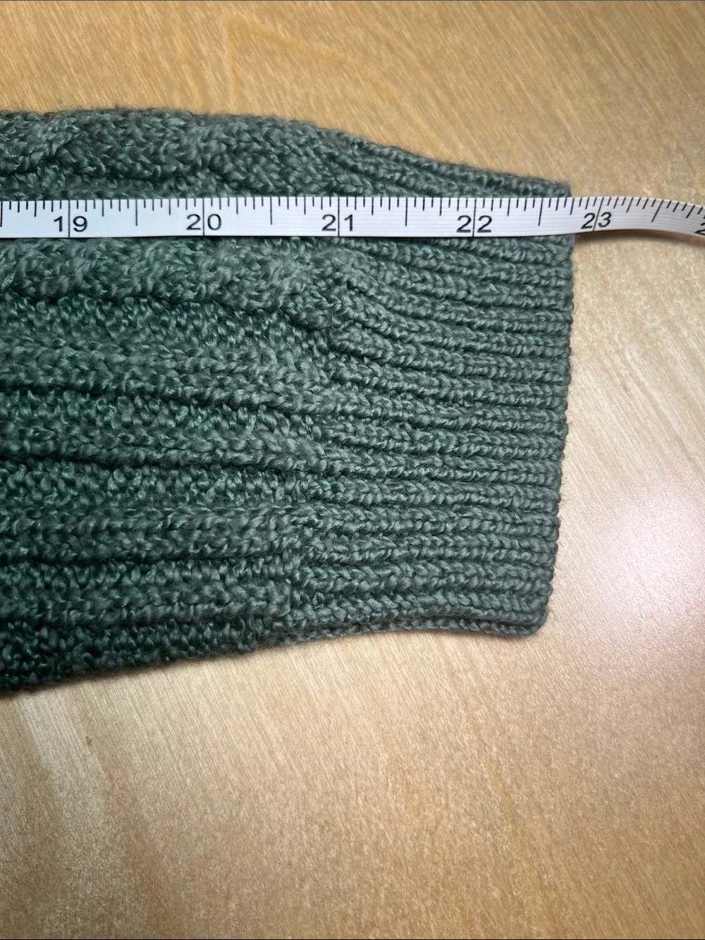 J. Crew Cable-Knit Crewneck Sweater in Sage Green size M